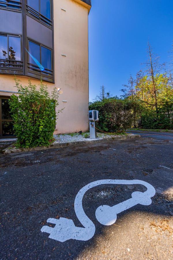 Logis Hotel Noemys Brive - Restaurant Le Teinchurier Ngoại thất bức ảnh